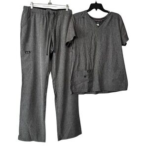 Koi Basics Heather Gray Scrub Set